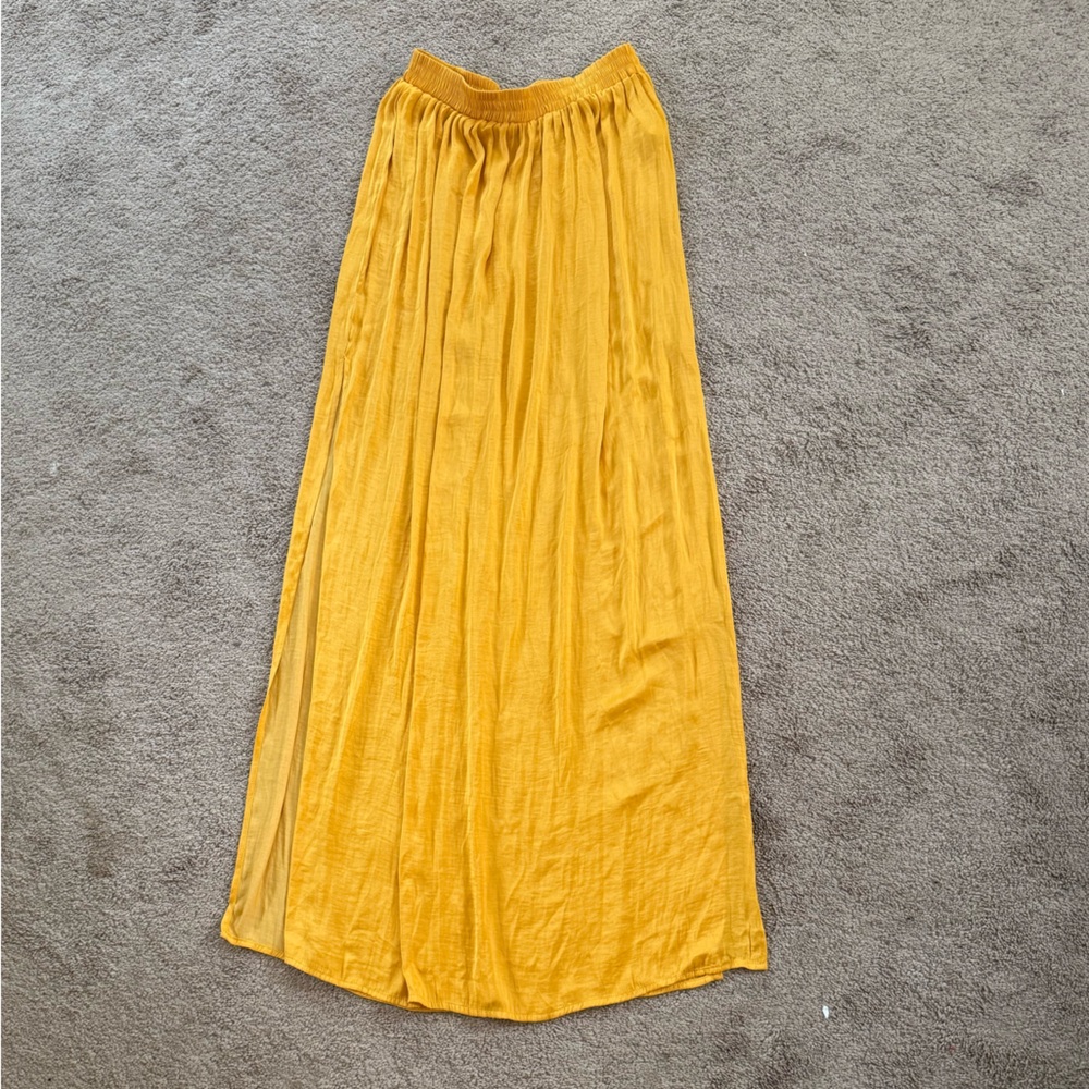 Yellow forever 21 skirt